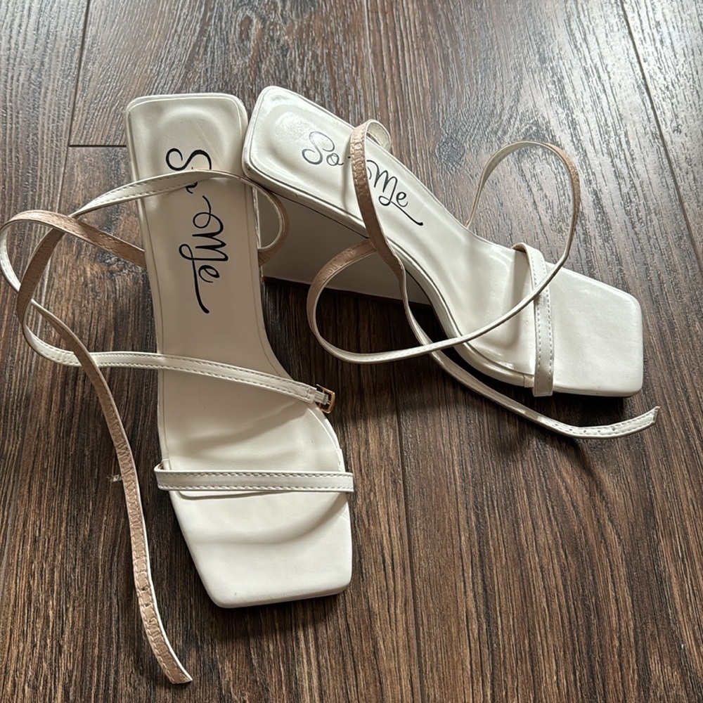 White Wedges